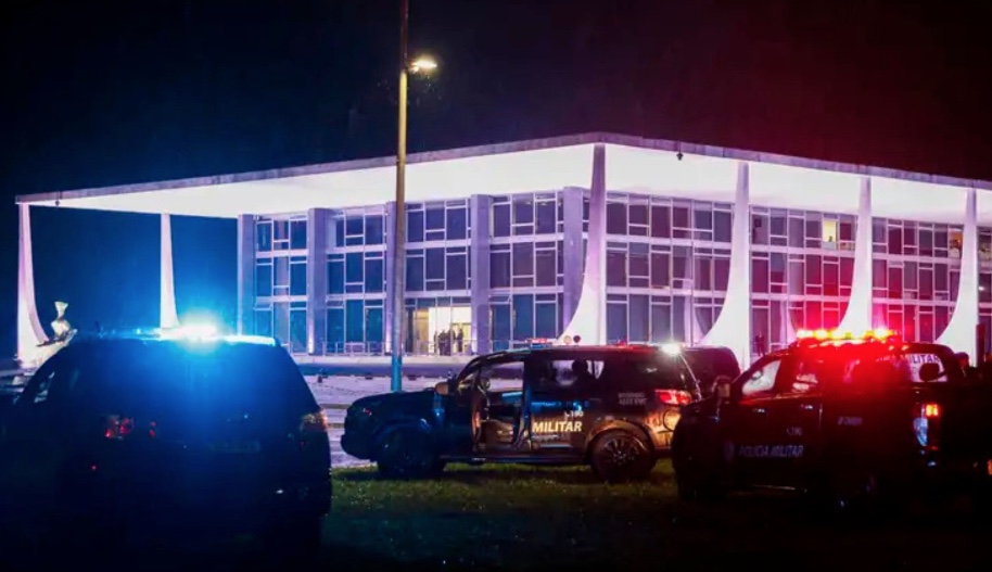 Explosões perto do STF repercutem na mídia internacional e cúpula do G20 no Brasil é citada