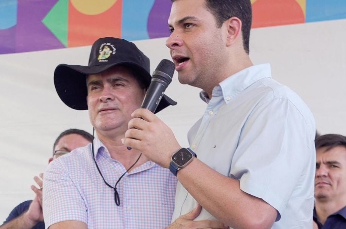 David Almeida nomeia Saullo Vianna para liderar Semasc; Pauderney volta à Câmara 