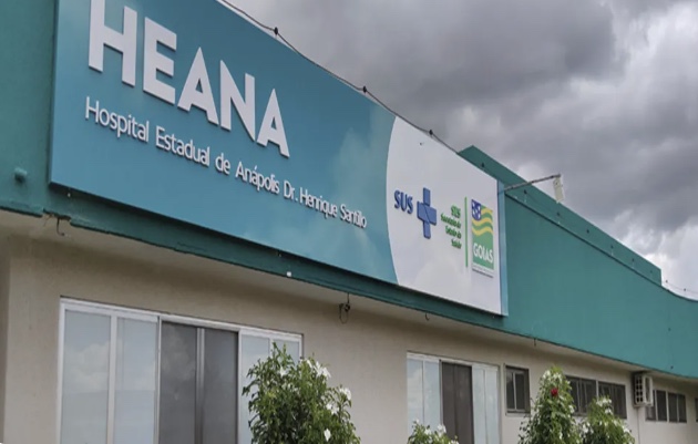 Mulher é esfaqueada pelo marido após flagrá-lo abusando da própria filha