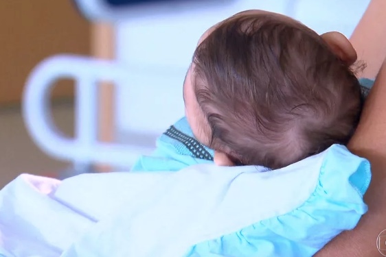 Famílias de crianças com deficiência causada pelo Zika vírus receberão auxílio de R$ 60 mil