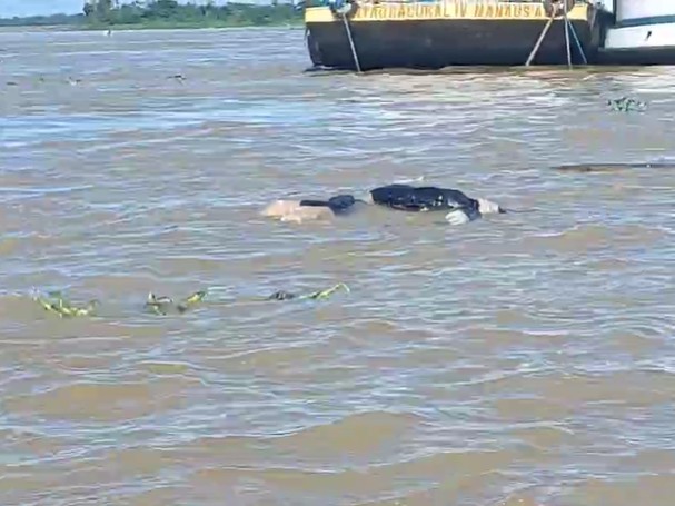 Três corpos são encontrados boiando no Rio Solimões em menos de 24 horas