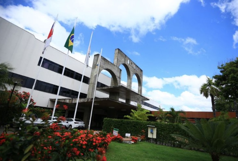 Vereador aciona TCE para suspender contrato de limpeza de R$ 1,5 milhão da CMM