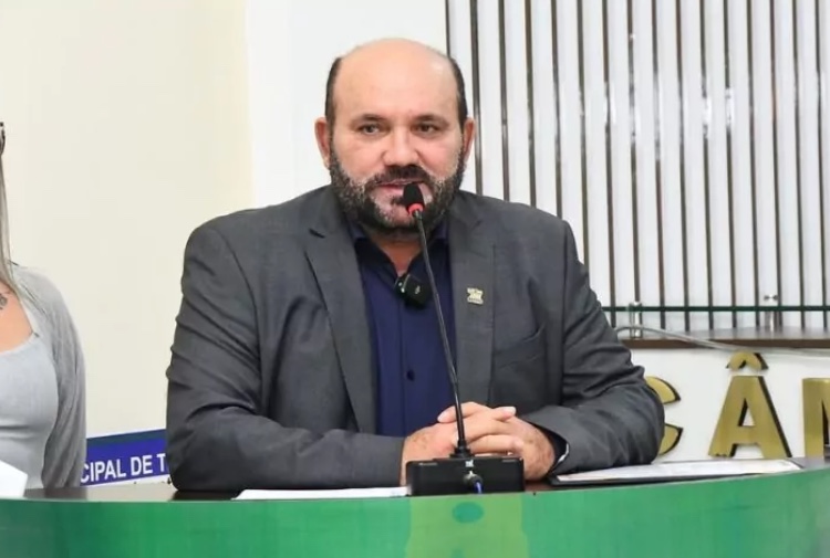 Prefeito e vereadores de Tefé aumentam salários enquanto cidade enfrenta crises