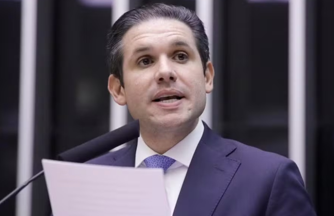 Motta critica disputa política e diz que 'boné não resolve problemas do país'