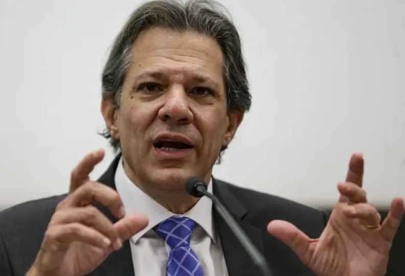 Ajuste do Pé-de-Meia será enviado ao Congresso no prazo, diz ministro