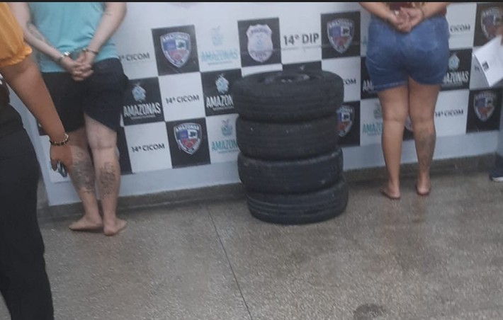 Pai e filha são presos suspeitos de roubo de rodas de carro em Manaus 