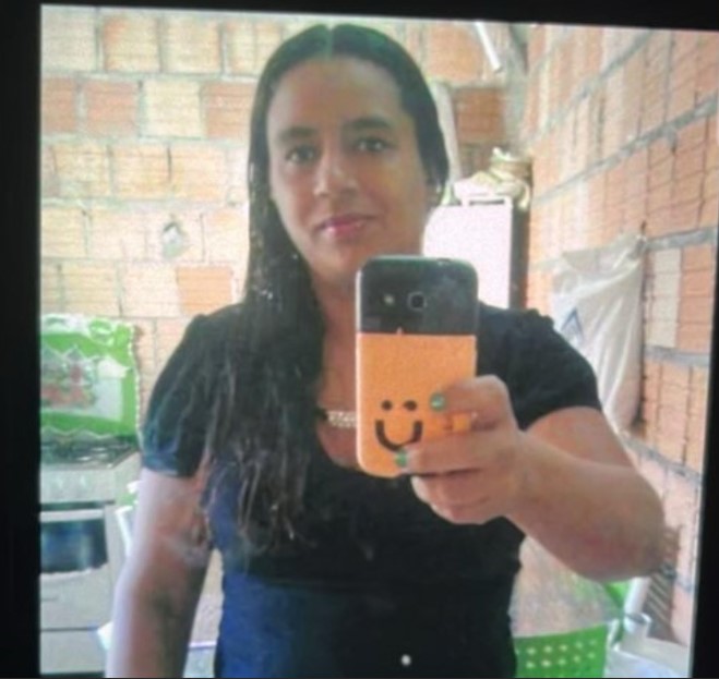 Mulher que morreu era líder comunitária e ajudava moradores quando barranco desabou