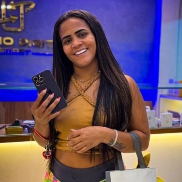 ‘Boa noite Cinderela’: Apontada como líder de esquema e envolvida em morte de turista é presa