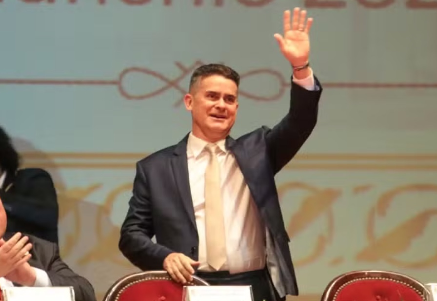 David Almeida pede autorização da CMM para empréstimo de R$ 2,5 bilhões 