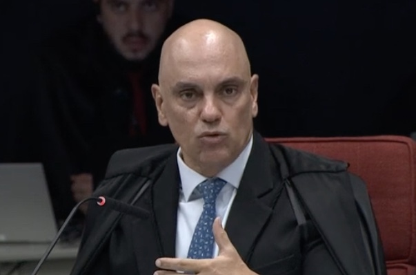 STF mantém ministros e rejeita pedido para levar julgamento de Bolsonaro ao plenário