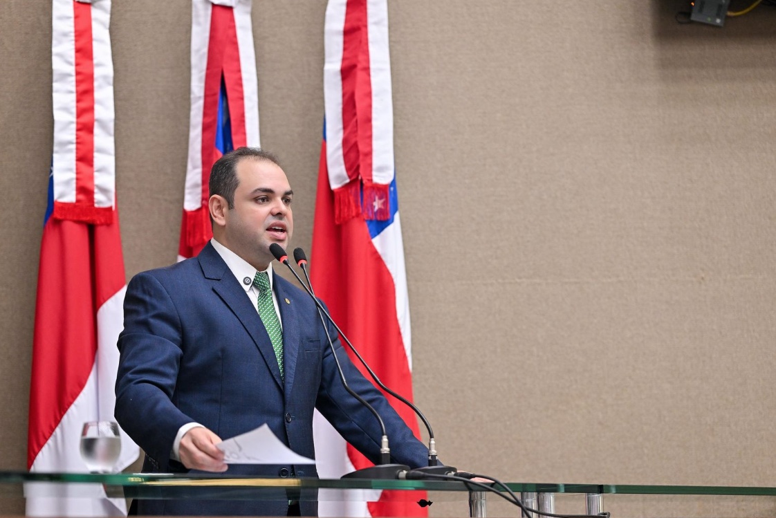 Projeto que reorganiza quadro de servidores e libera concurso é aprovado na Aleam