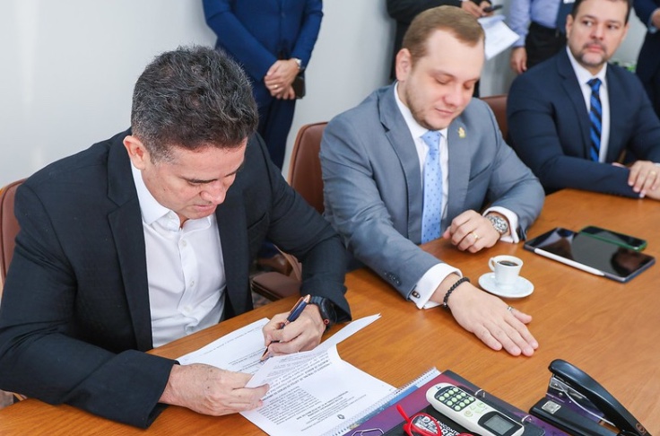 Manaus dá baixa em 200 mil processos fiscais de pequeno valor em acordo com TJAM