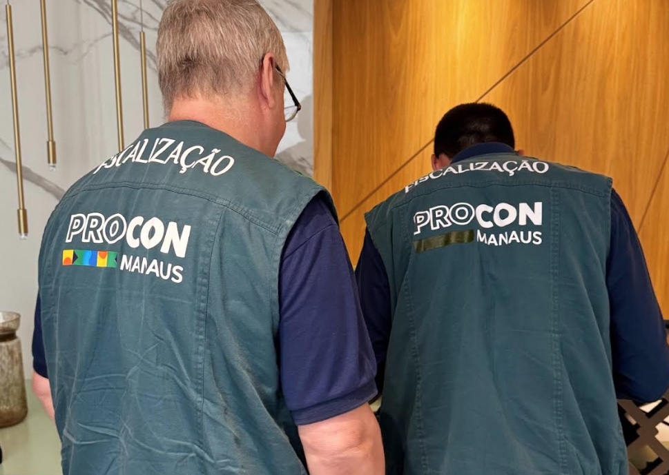 Clínicas especializadas em cirurgia plástica passam por fiscalização em Manaus