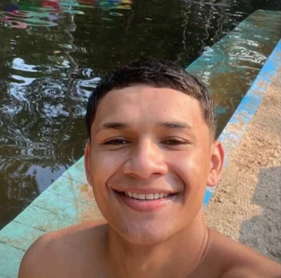 Jovem desaparece ao pular de flutuante e é achado morto no Tarumã