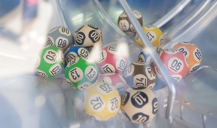 Mega-Sena tem prêmio de R$ 130 milhões; veja prêmios milionários deste sábado