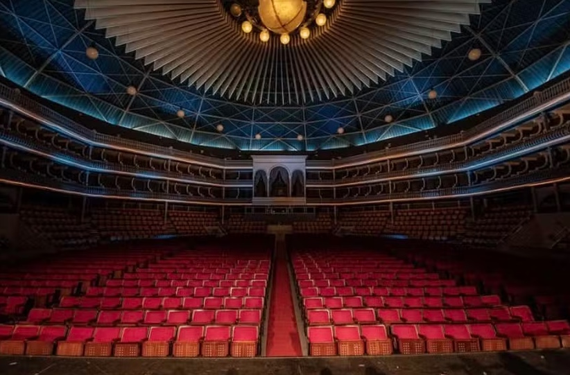Homem é decapitado após encontro e assassino entrega cabeça da vítima em hospital