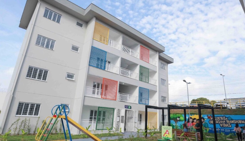 Mulher que prometia imóveis do 'Amazonas Meu Lar' em troca de propina é presa em Manaus