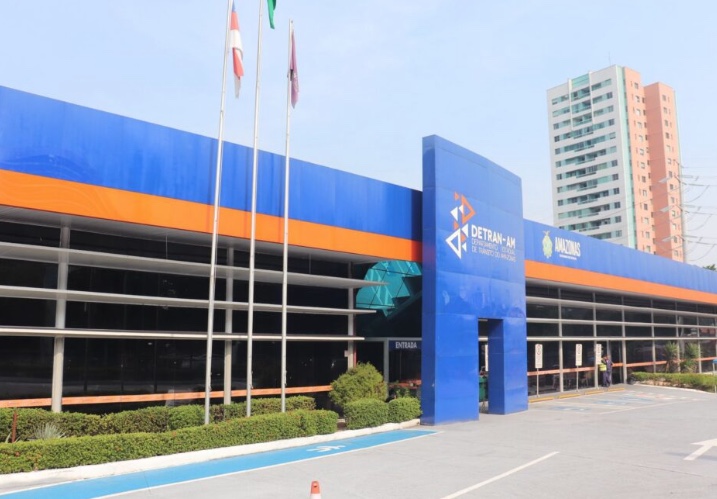 Sem agendamento: Detran-AM oferece serviços e inscrição em cursos gratuitos neste sábado