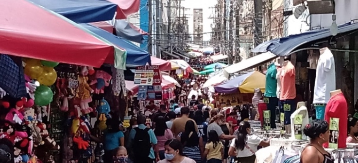 Confira horário de funcionamento de shoppings e Centro no feriado de segunda-feira