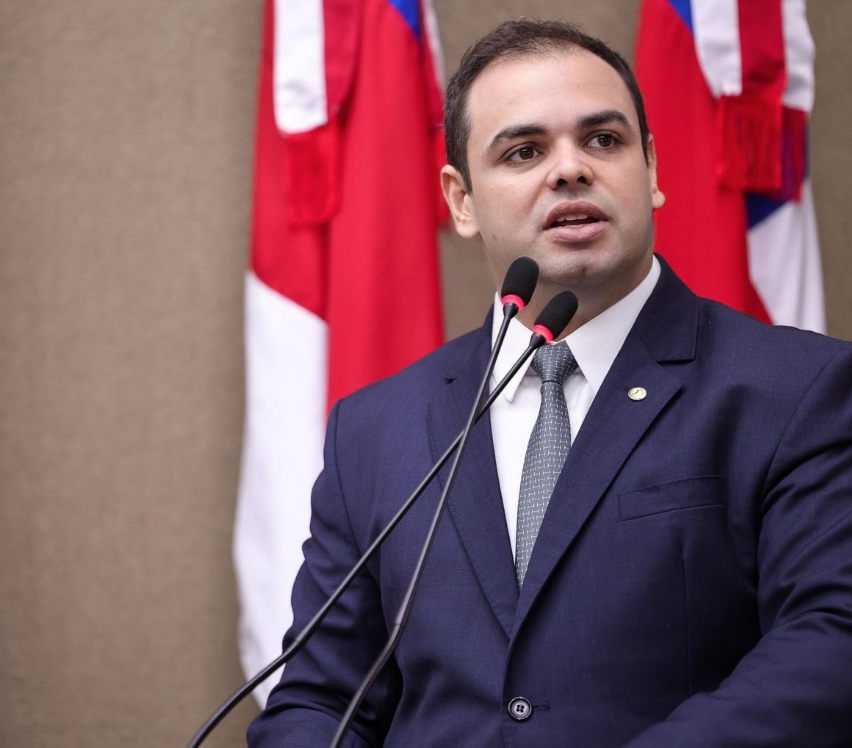 Nova lei garante retirada de compras online em centros de distribuição no Amazonas