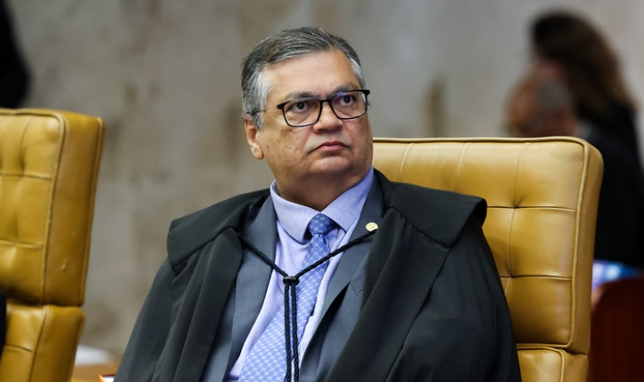 Dino manda PF investigar R$ 694 milhões em emendas parlamentares suspeitas