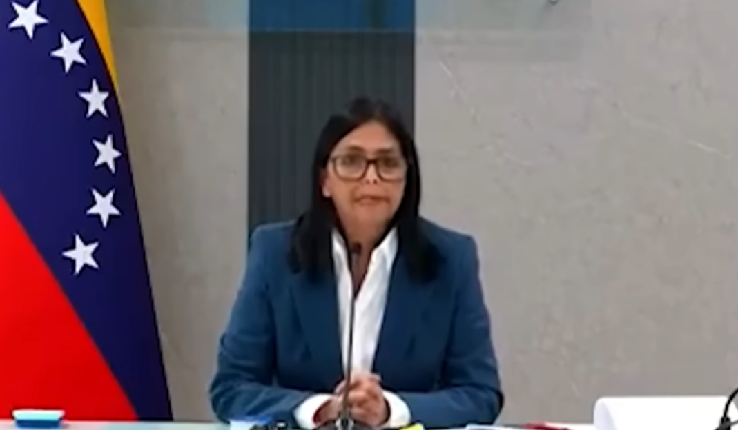 Forças Armadas da Venezuela reconhecem Delcy Rodríguez como presidente interina
