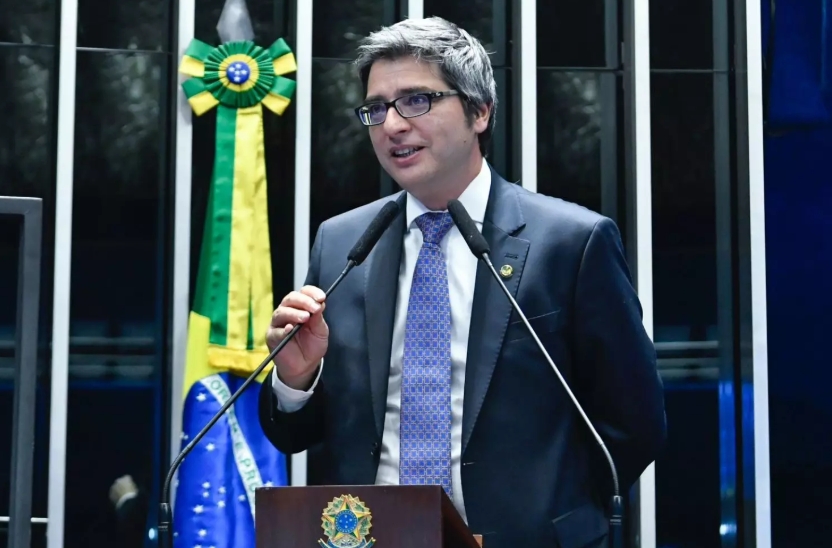 Senador bolsonarista comemora Oscar de 'Ainda Estou Aqui': 'Brasil é um só'