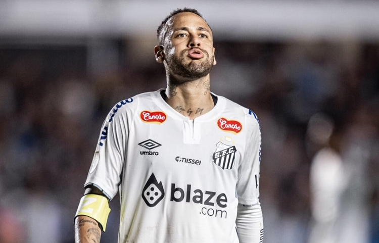 Santos muda proposta e vê avanço pela renovação do contrato do Neymar