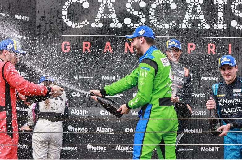 Orgulho do Amazonas: Moura Neto vence mais uma vez em Interlagos neste domingo