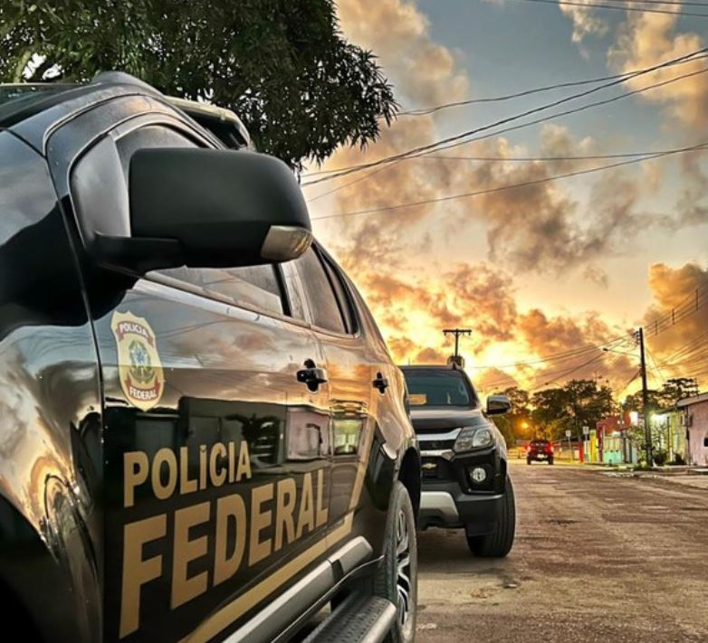 Operação da PF mira dupla que incendiou terminal eletrônico para aplicar golpe na Caixa