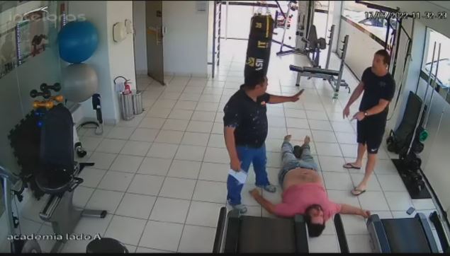 Vídeo: Síndico sofre hemorragia cerebral após levar soco de Personal Trainer