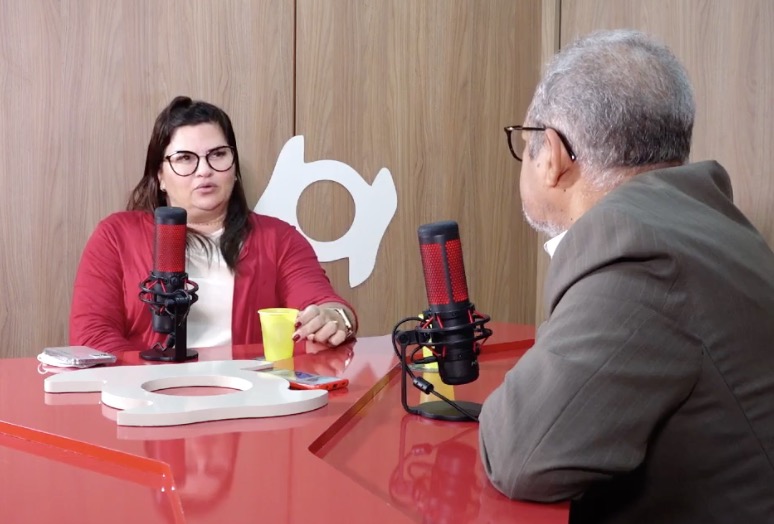 'Pessoas não vacinadas favorecem surgimento de variantes', alerta infectologista no Hora do H