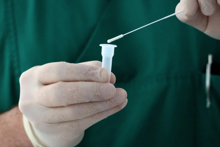 Casos de Covid-19 na China voltam a crescer e contaminação já é a maior em 2 anos