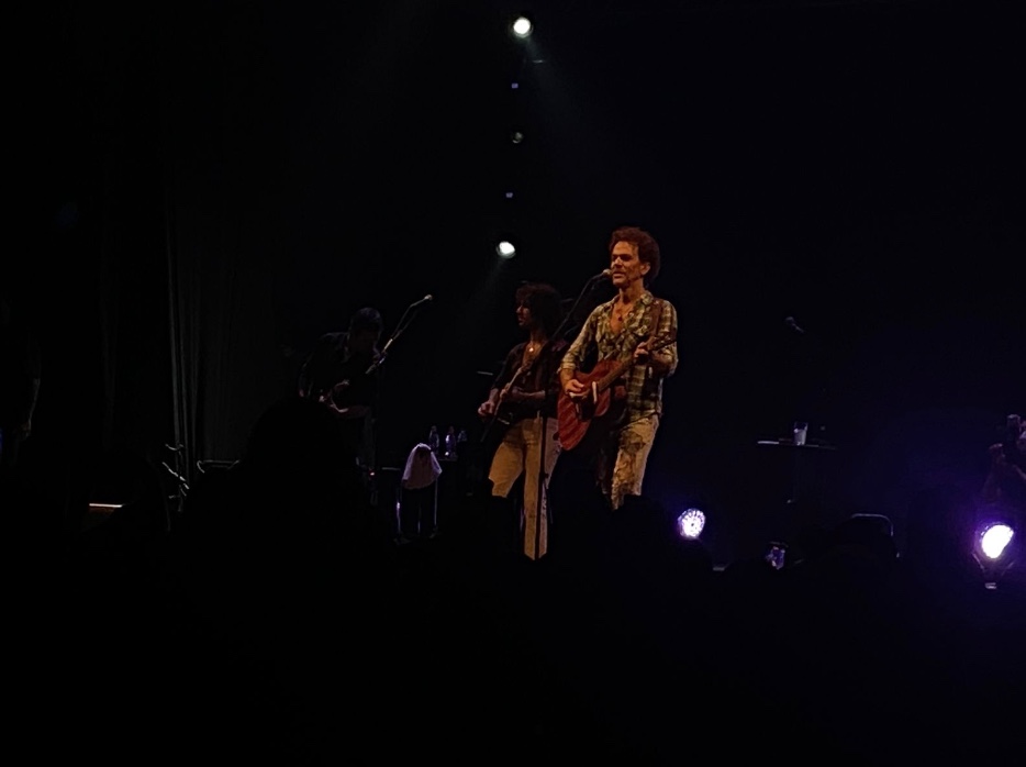 Em Manaus, Nando Reis homenageia Dom e Bruno e critica Bolsonaro: 'Desdém pelo meio ambiente'