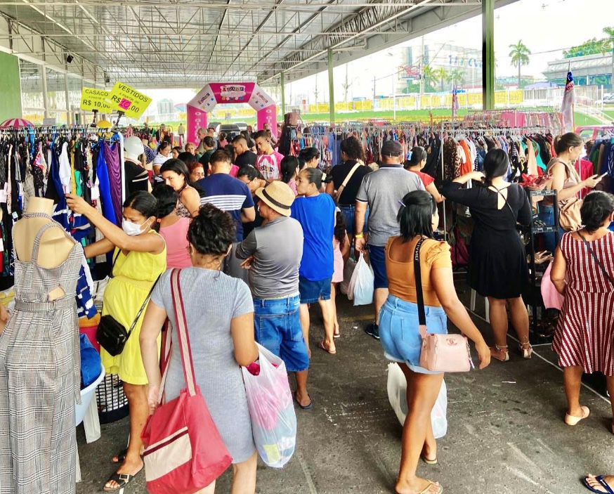 Bazar da Rayana acontece neste sábado com produtos a partir de R$ 1 em Manaus