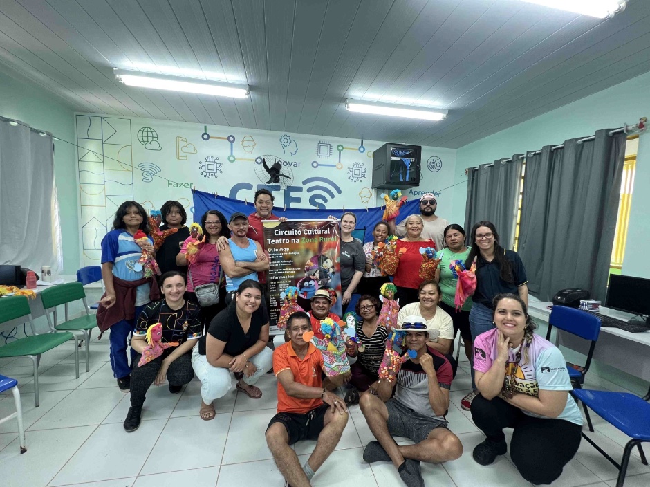 Circuito cultural promove oficinas, teatro e debates em escolas de comunidades rurais