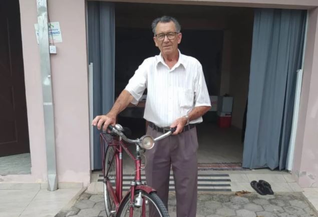 Idoso morre atropelado minutos depois de imprimir carta para esposa falecida