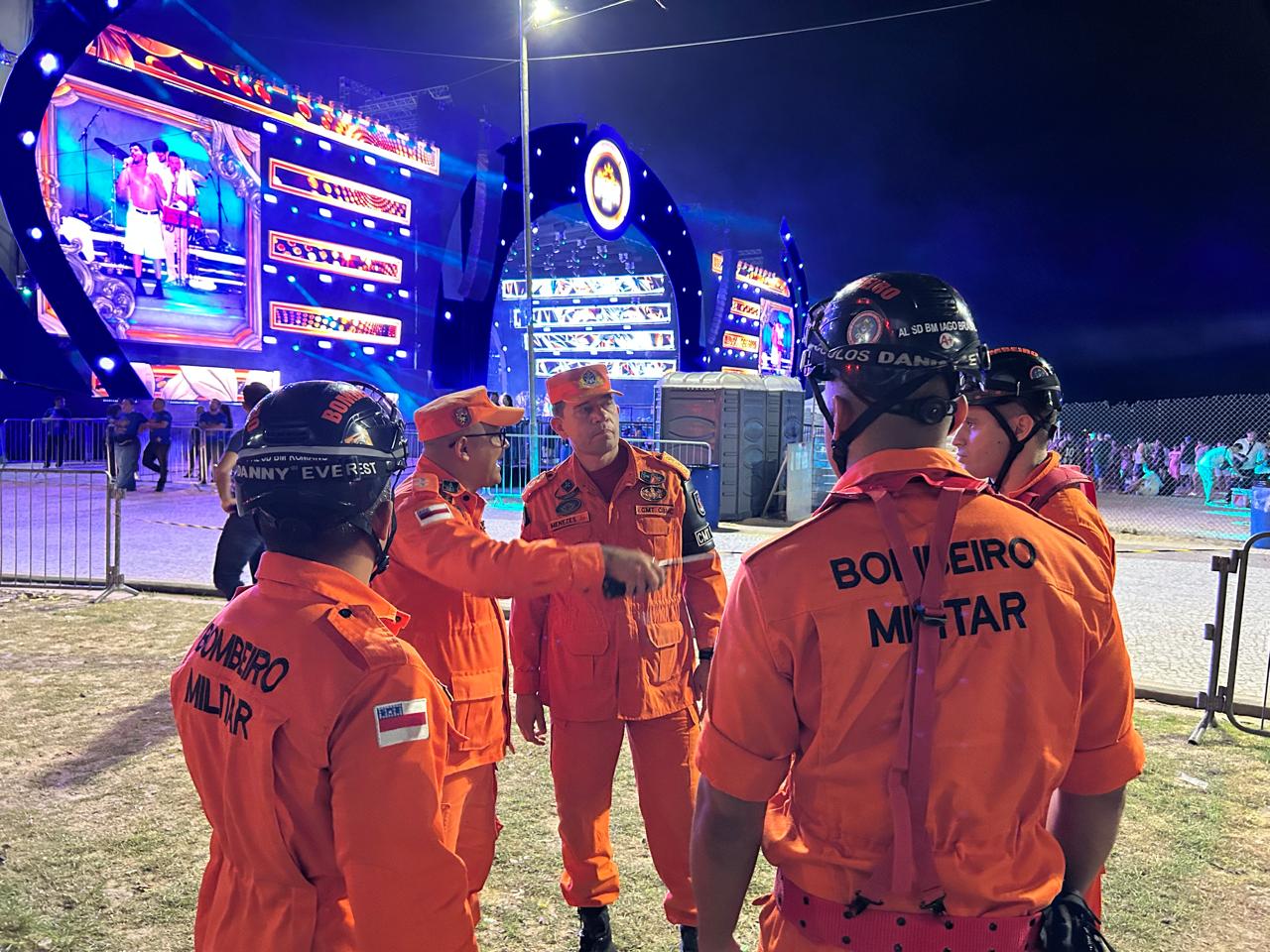 Bombeiros concluem vistorias e liberam estruturas e shows pirotécnicos para Réveillon