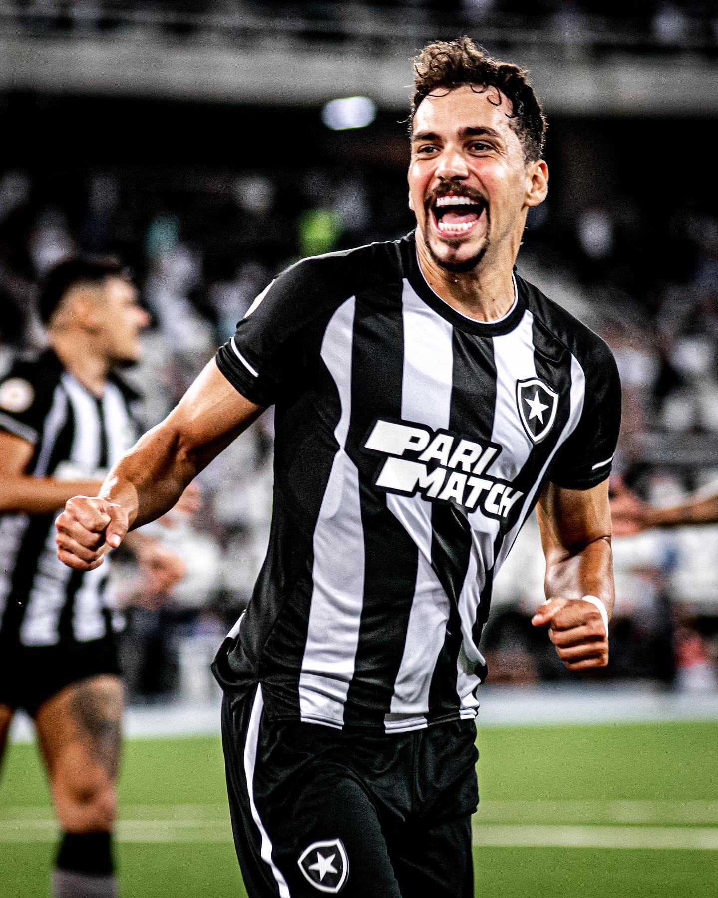 Botafogo marca 2º gol de pênalti e amplia vantagem contra Nova Iguaçu