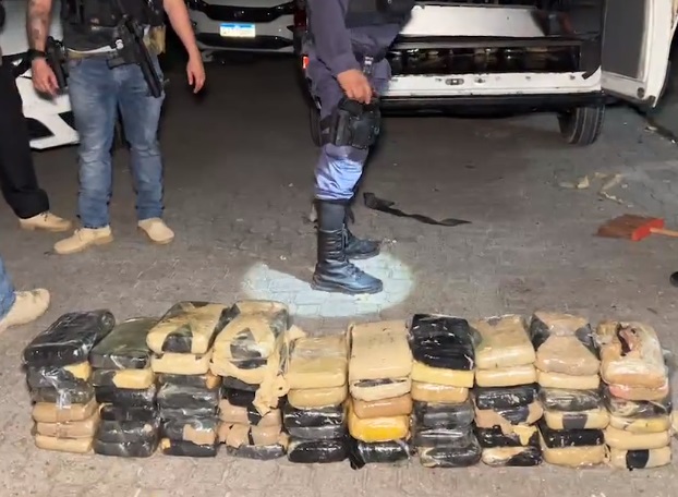 Ao ser preso, Tio Patinhas revela carga de 250kg de drogas no Porto de Manaus
