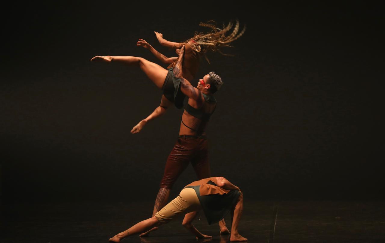 Corpo de Dança do Amazonas leva espetáculo vibrante para BH