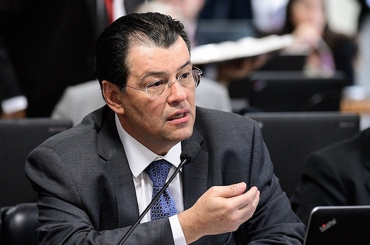 Braga cobra agilidade da Anvisa, após aprovação da MP das Vacinas