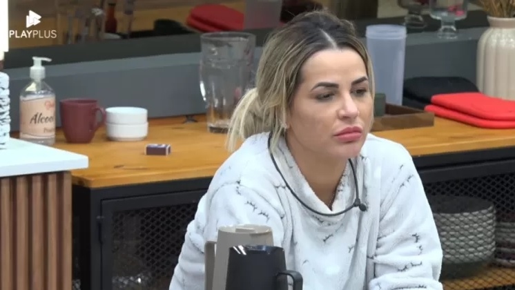 Deolane ameaça desistir de A Fazenda após resultado das eleições; vídeo