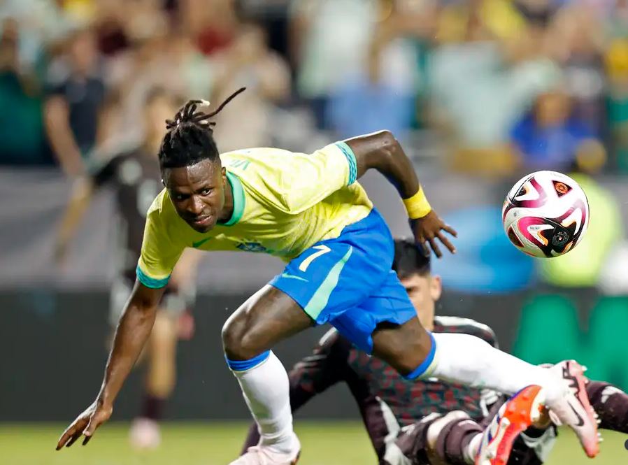 Brasil enfrenta EUA em último teste para a Copa América