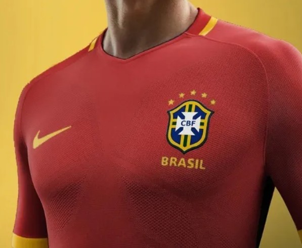 CBF volta atrás e diz que manterá cores tradicionais do uniforme da seleção