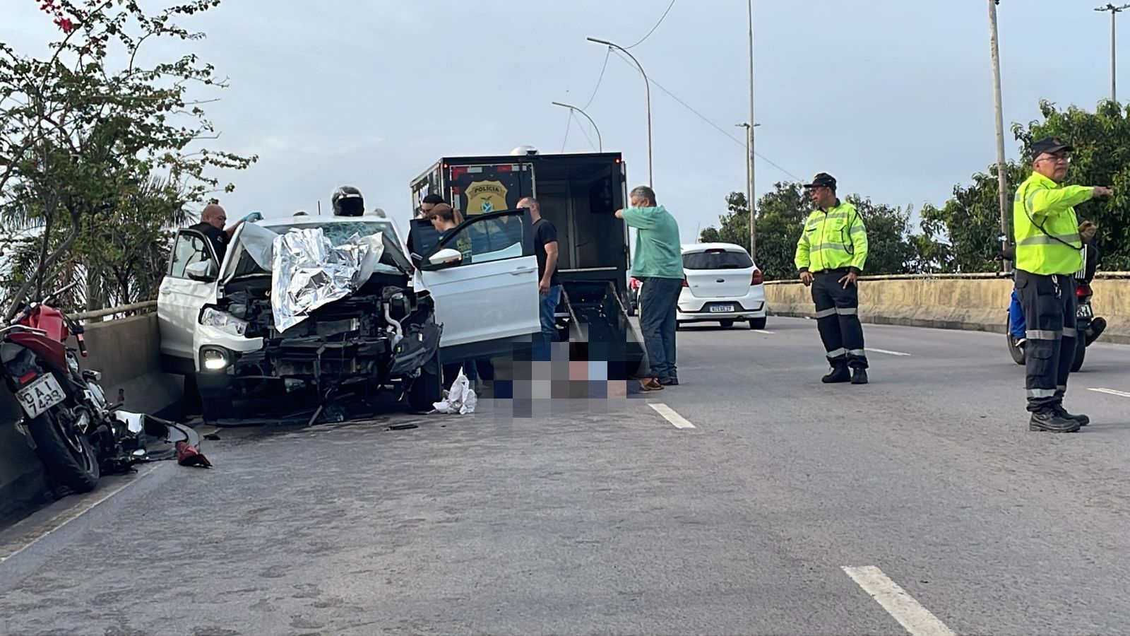Homem que matou mototaxista sobre viaduto ofereceu R$ 10 mil de suborno para testemunha do acidente