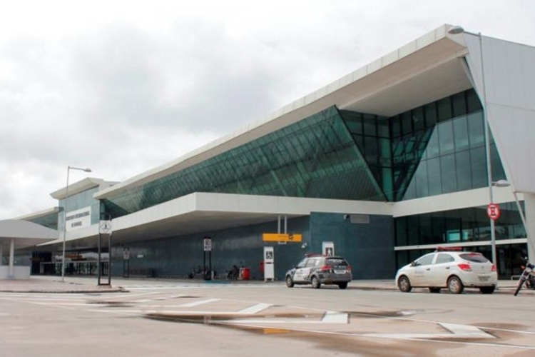 Aeroporto Eduardo Gomes retoma atividades após voos cancelados em Manaus