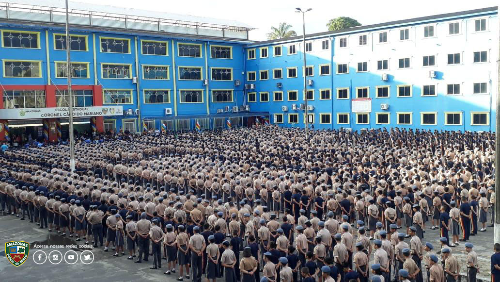 Colégios da PM em Manaus podem cobrar por uniforme e material, decide Justiça