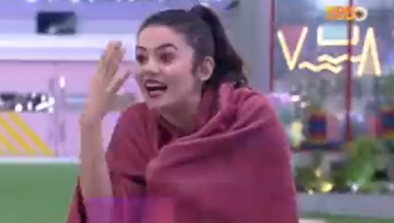 BBB22: Larissa diz que país fez decreto sobre Eslovênia e sister 'pira' ao acreditar