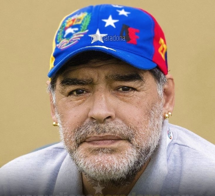 Após 7 meses da morte de Maradona, justiça argentina inicia interrogatórios
